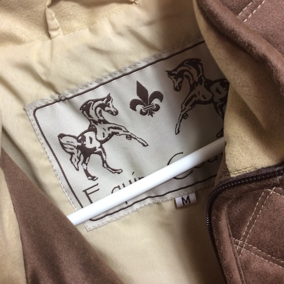 Equine Couture Natasha quilted vest. Brown medium - Picture 6 of 8